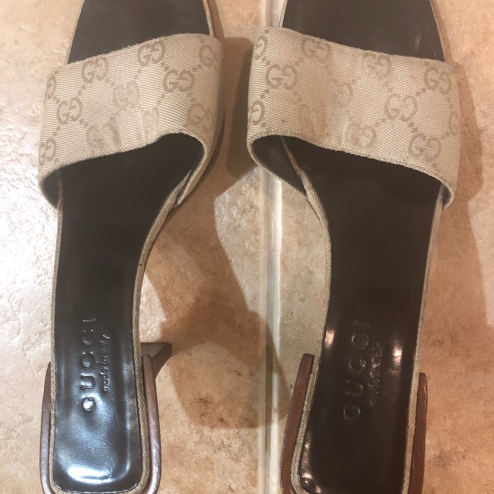 Authentic Gucci sandal/ slide